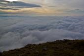 07_Primi raggi sopra il mare...di nebbia